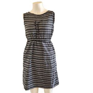 American Leisure M striped geometric lightweight sleeveless dress above knee